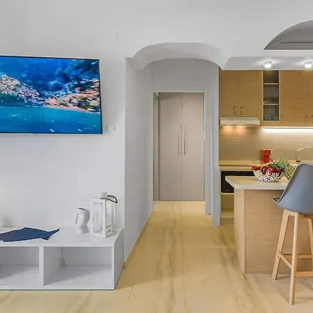 Urban Village Apartment Hersonissos  Esterno foto